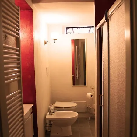 Casa Nausicaa, Piano Terra Nel Cuore Della Citta, Confortevole E Silenzioso Apartment *