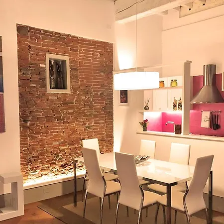 Casa Nausicaa, Piano Terra Nel Cuore Della Citta, Confortevole E Silenzioso Lucca