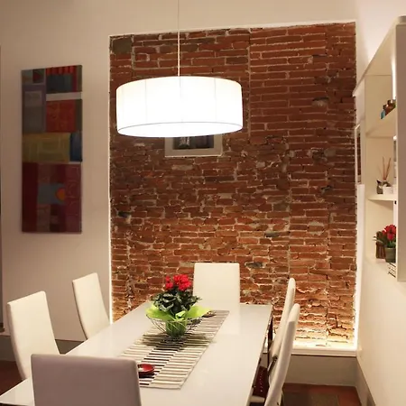 Apartment Casa Nausicaa, Piano Terra Nel Cuore Della Citta, Confortevole E Silenzioso Lucca